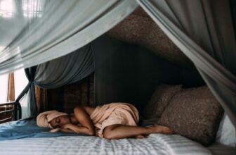 The Art of Sleeping Straight: A Pathway to Deeper Rest and Enhanced Well-being